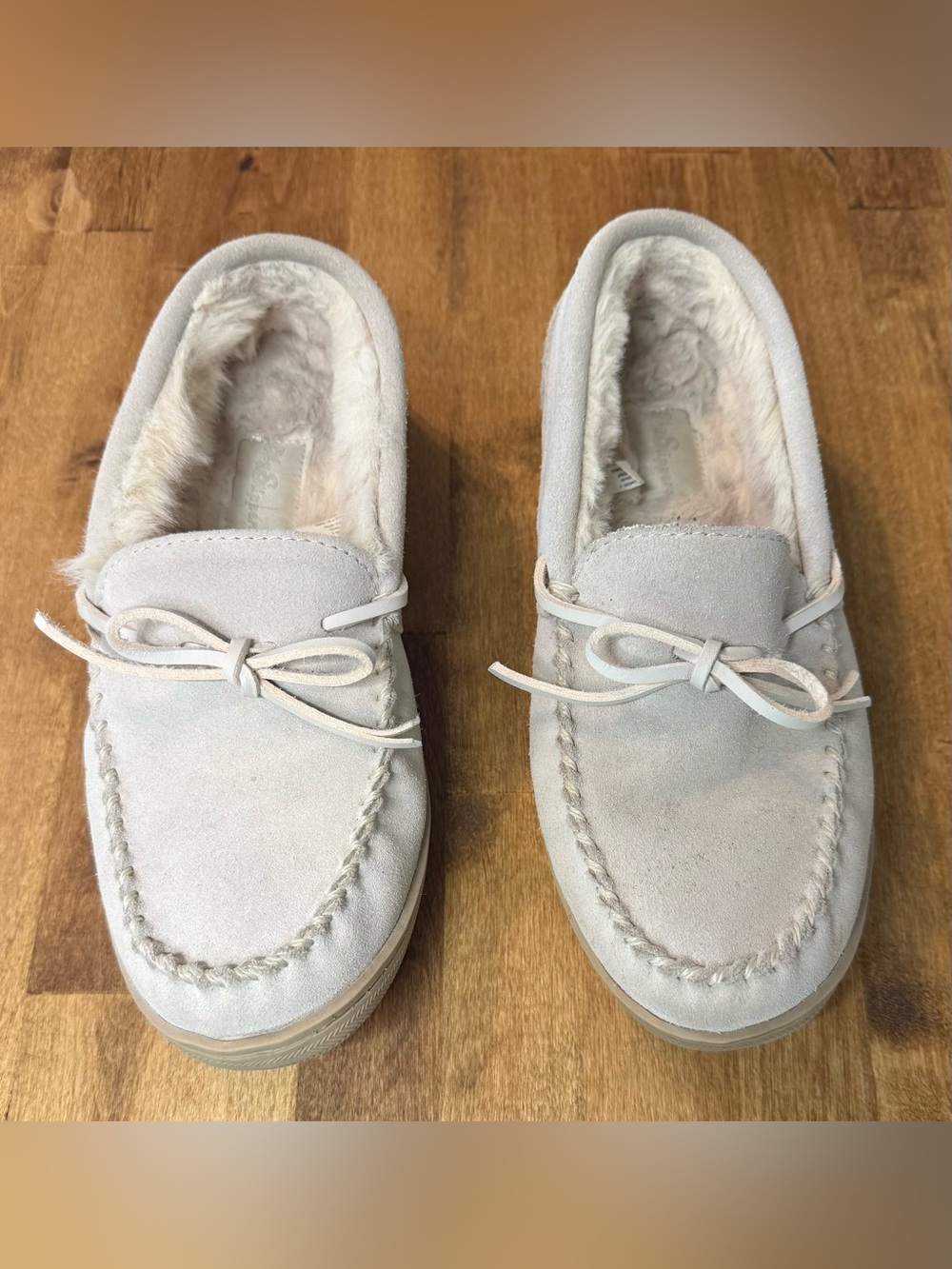 My Slippers Women’s Size 9 Beige Leather Moccasin Faux Fur Lined Slipper